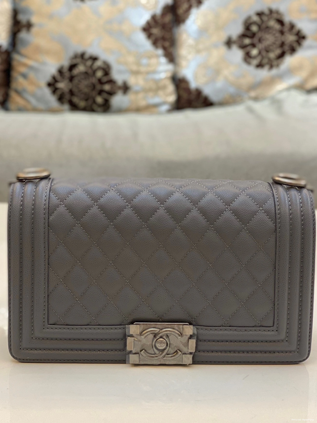 HyperPeter BOY CHANEL 25CM BAG 0816